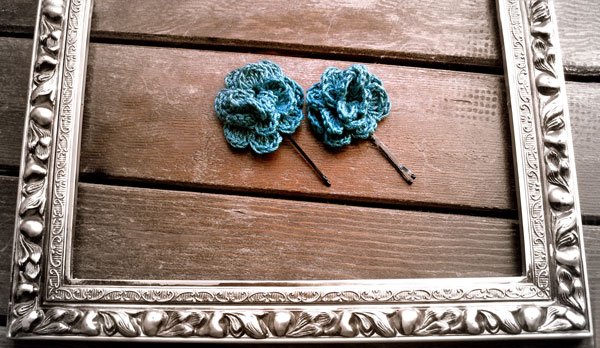 cute blue flower hair pins